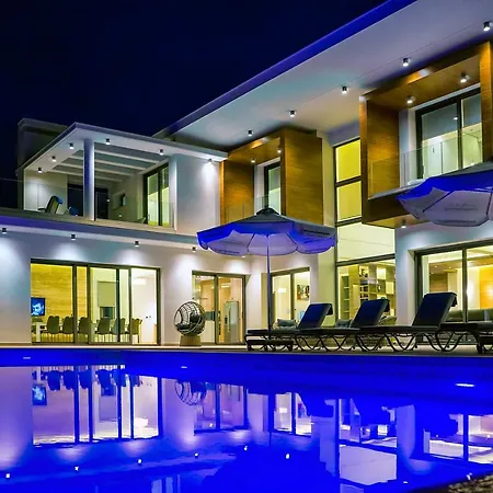 Villa Avyana By Prestige Bookings *